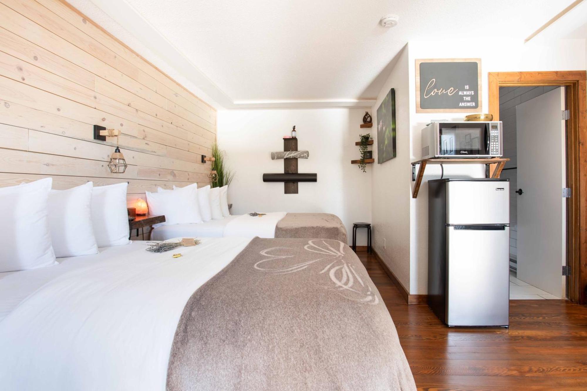 The Valley View Cabins And Event Center Creston Ngoại thất bức ảnh