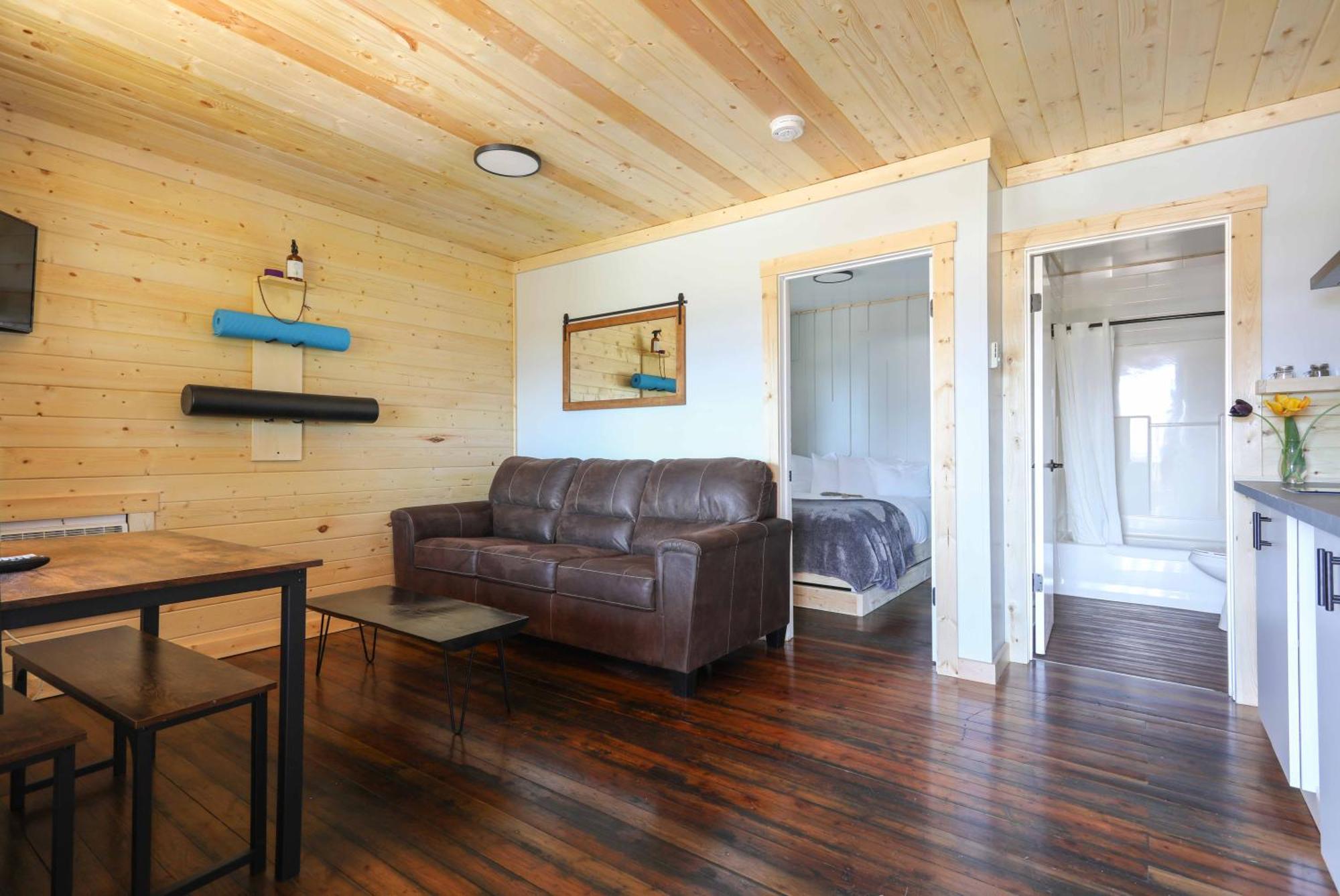 The Valley View Cabins And Event Center Creston Ngoại thất bức ảnh