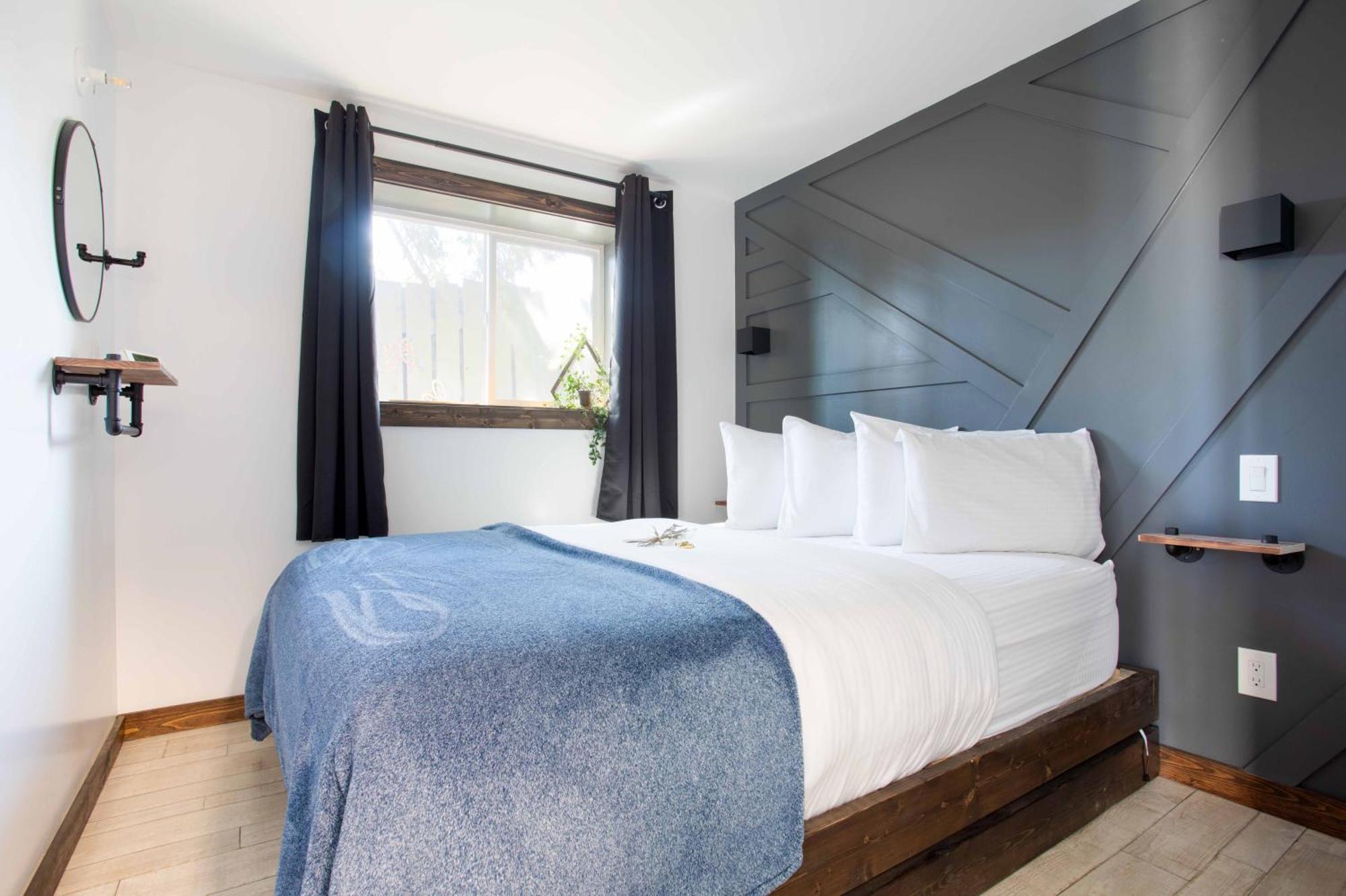 The Valley View Cabins And Event Center Creston Ngoại thất bức ảnh