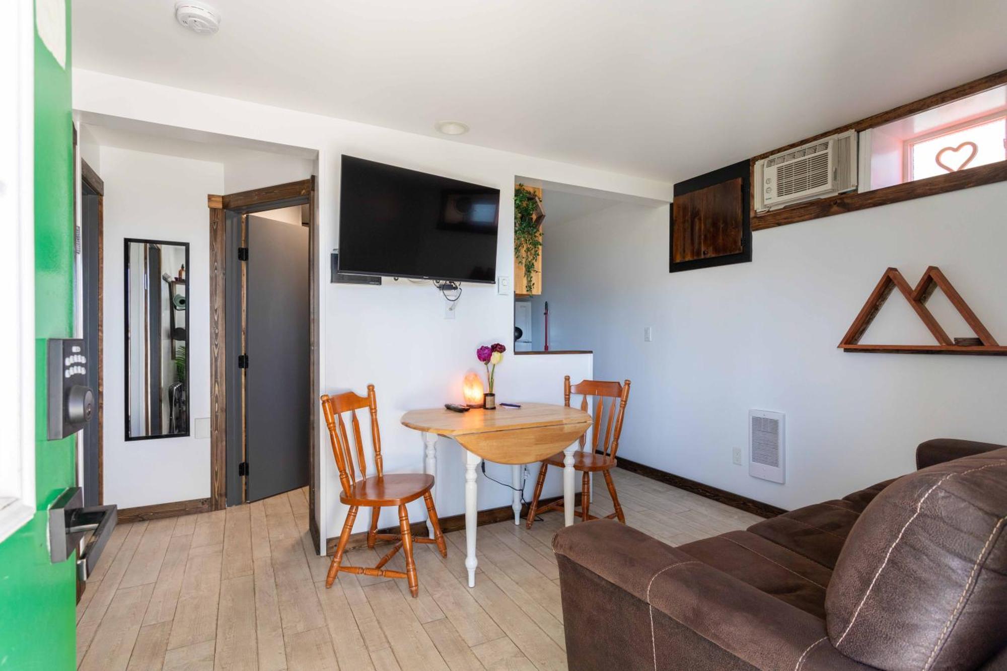 The Valley View Cabins And Event Center Creston Ngoại thất bức ảnh