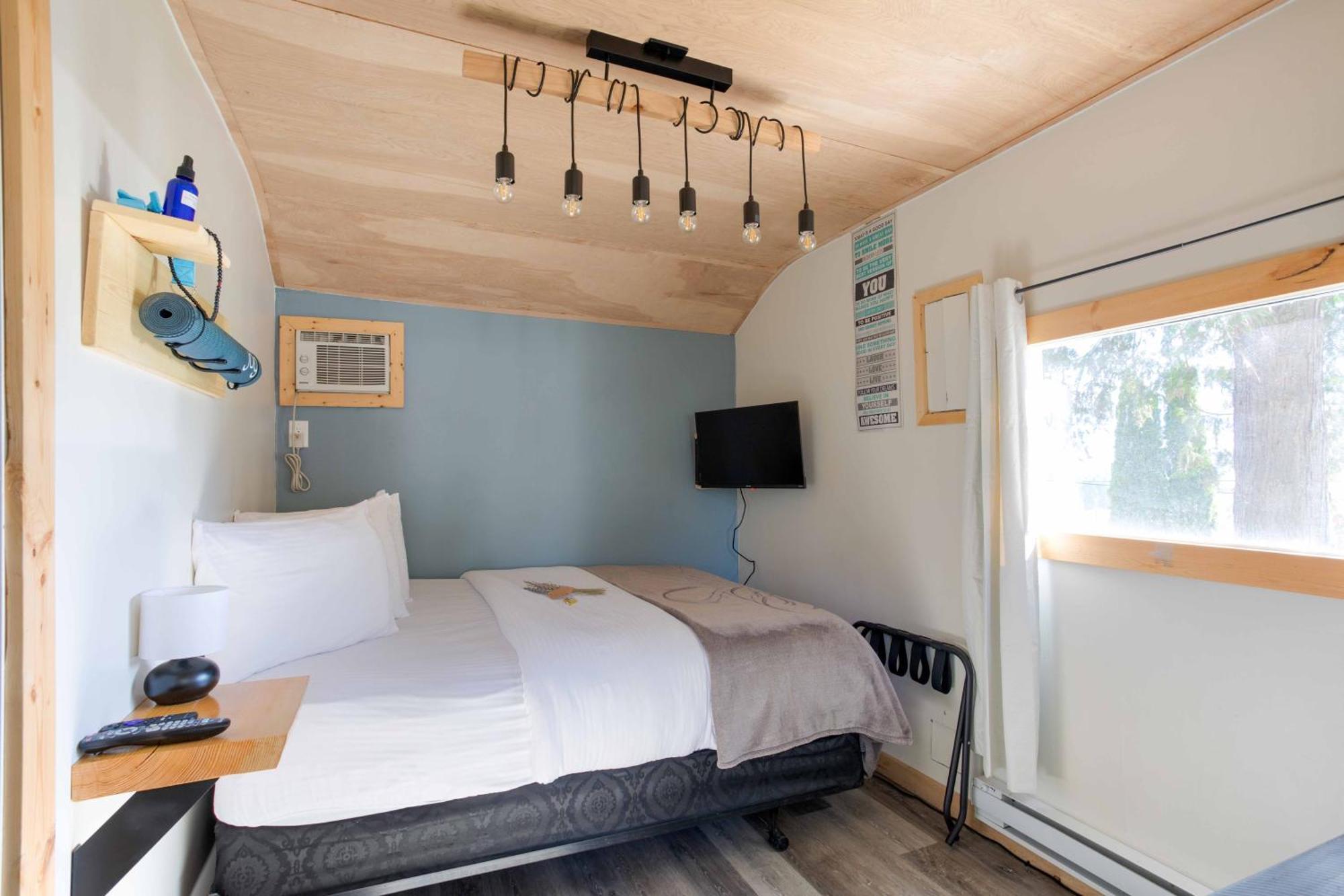 The Valley View Cabins And Event Center Creston Ngoại thất bức ảnh