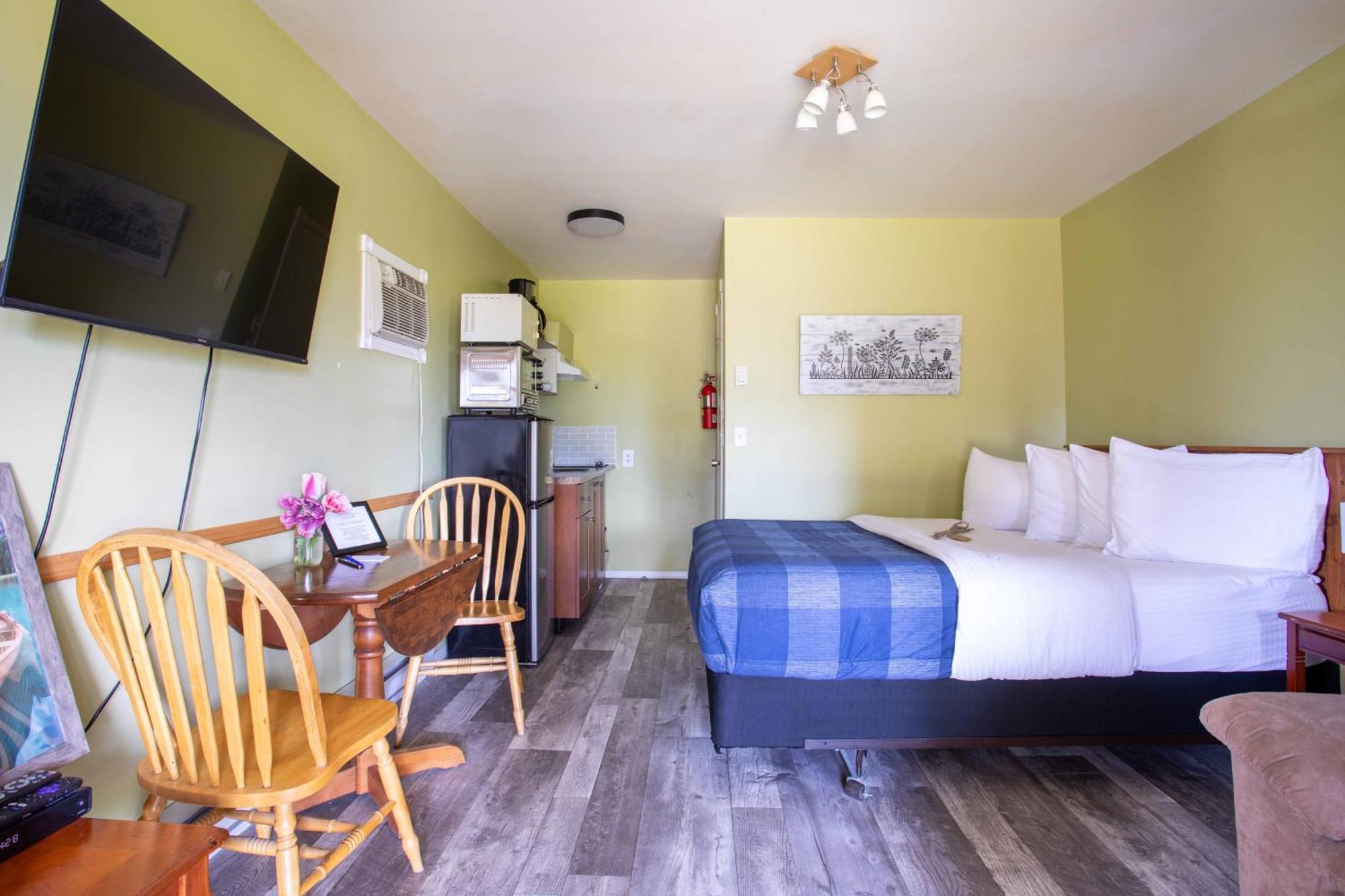 The Valley View Cabins And Event Center Creston Ngoại thất bức ảnh